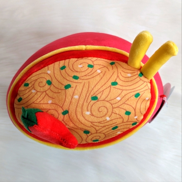 ♥️🌶️NWT Squishmallows Odion the Spicy Ramen Noodle Bowl, 8 inches - Picture 2 of 9